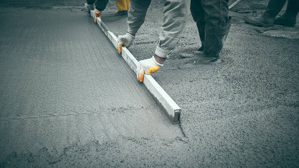 Best Concrete Sidewalk Installation  in Midland, WA